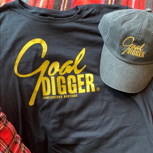 Goal Digger Black & Gold Custom T-Shirt - Picture 2 of 8